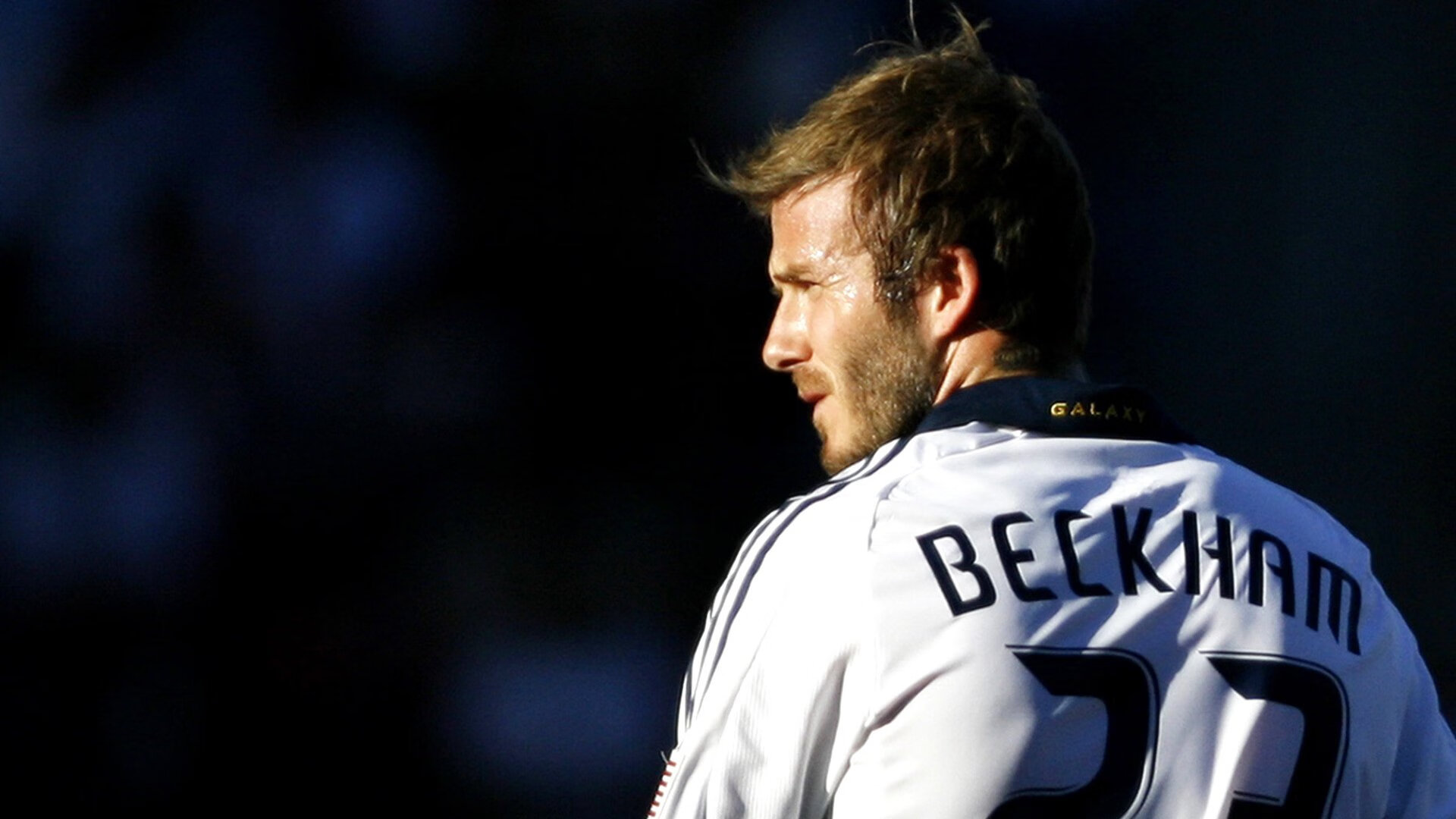 综合格斗赛场焦点！西班牙队对阵荷兰队，爆冷逆转，黑马强势击败劲敌